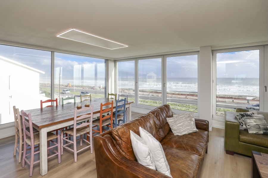 3 Bedroom Property for Sale in Beachfront Western Cape